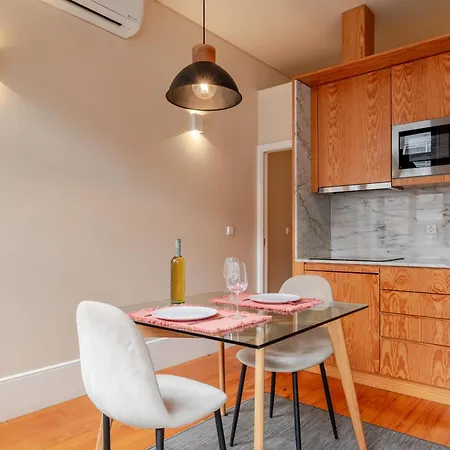 Visconde De Gandara By Stories Apartment